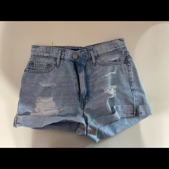 High Rise Curvy Mom Short